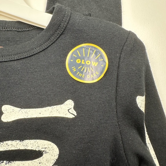 Cat & Jack Skeleton Costume Pajama Set - Black - Picture 5 of 9